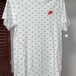 NIKE SCREEN TEE